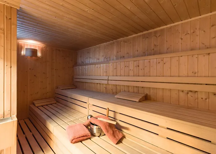 Ferienwohnanlage C 2 Mit Hallenbad Und Sauna *